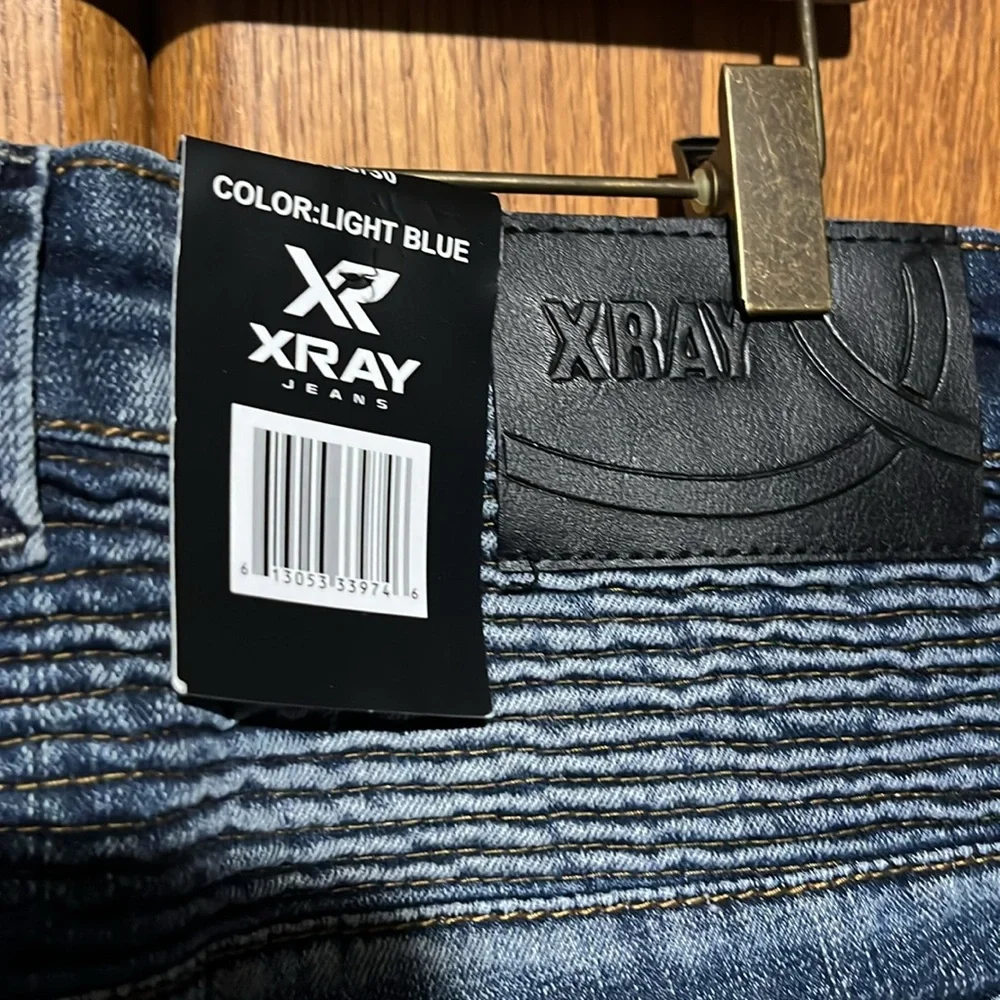 X-Ray - Picture 6 of 6